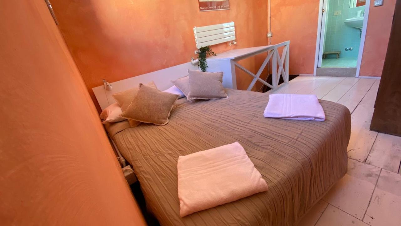 Ca' Romantica - Big Appartment At Accademia Venedig Exterior foto