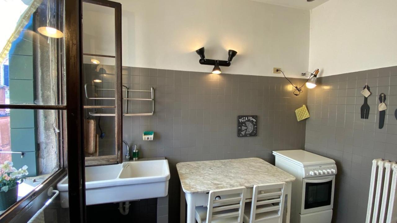 Ca' Romantica - Big Appartment At Accademia Venedig Exterior foto