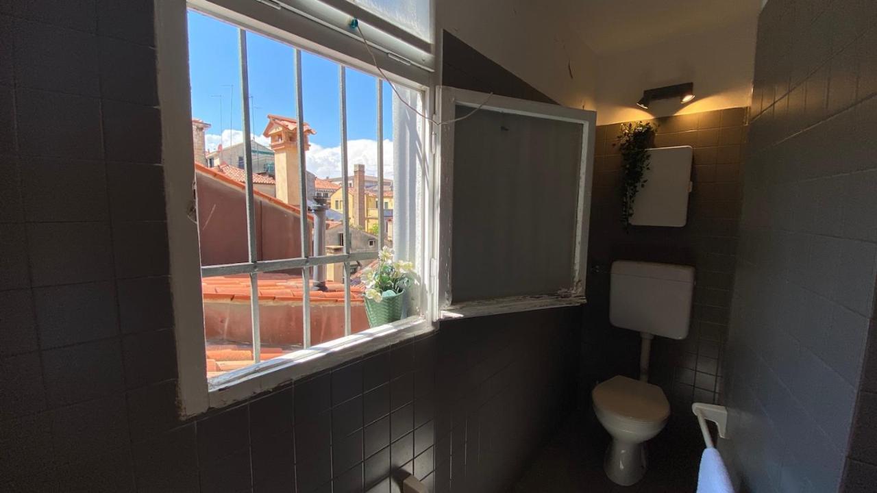 Ca' Romantica - Big Appartment At Accademia Venedig Exterior foto